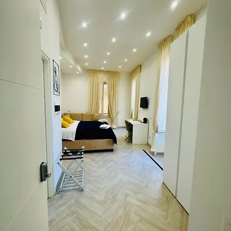 Flo' Pensjonat Neapol