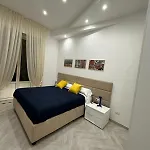 Flo' 4* Napoli