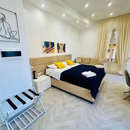 בית הארחה Flo' נאפולי