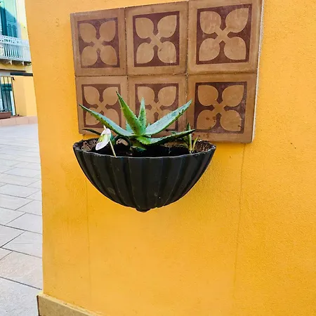 Flo' בית הארחה נאפולי