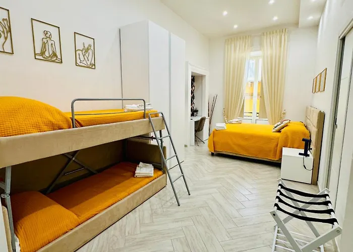 Flo' Гостевой дом Неаполь