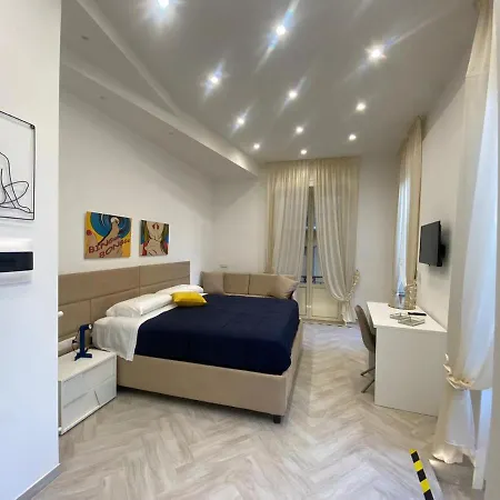 Konukevi Flo' Napoli